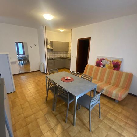 Cond Giardino Apartment Lignano Sabbiadoro Exterior photo